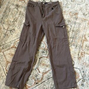 Front back and side pockets 90s boyfriend light purple cargos